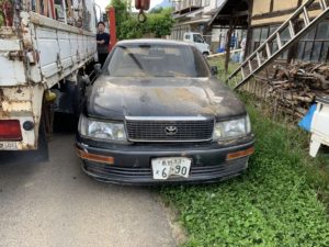 放置されてしまったセルシオ