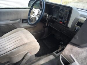 外車の車内運転席周りの画像
