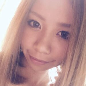 廃車のアクセルのCMに出演した神田リカ