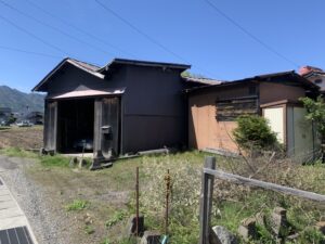フェアレディが眠っていた納屋